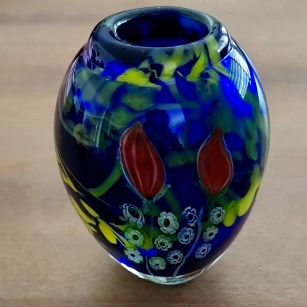 Murano Art Cobalt Floral Vase